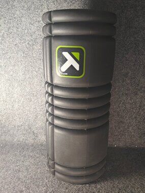 TriggerPoint GRID Foam Roller Black Massage Therapy Preowned
